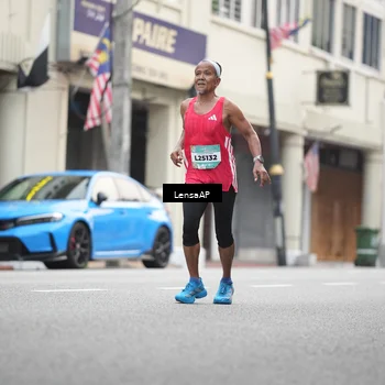 Runner Photo 5867562