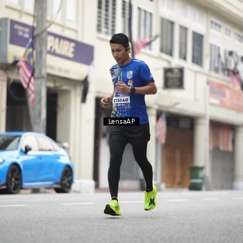 Runner Photo 5867587