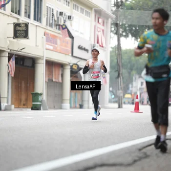 Runner Photo 5867636