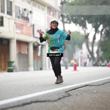 Runner Photo 5867655