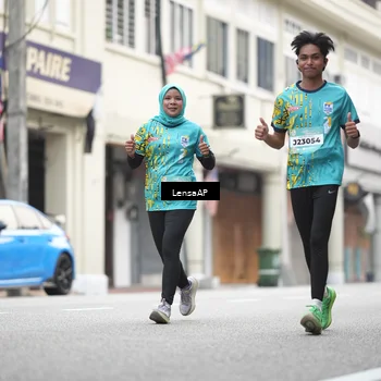 Runner Photo 5867667