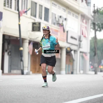 Runner Photo 5867692