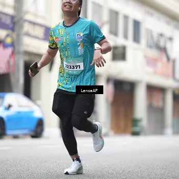 Runner Photo 5867719