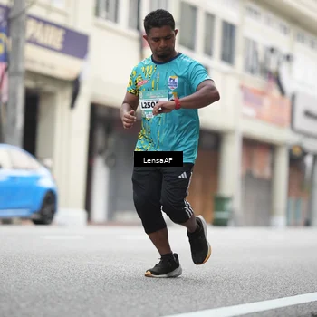 Runner Photo 5867730