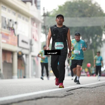 Runner Photo 5867735