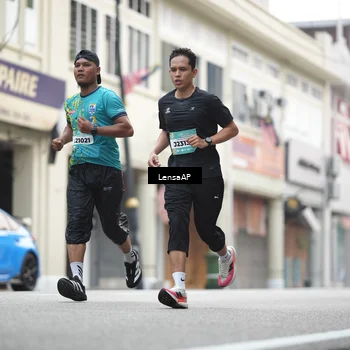 Runner Photo 5867982