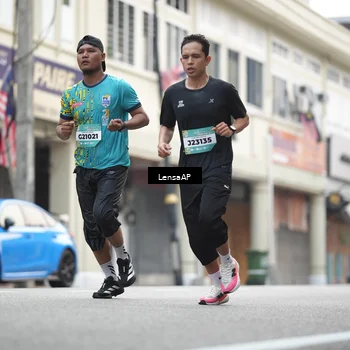 Runner Photo 5867983