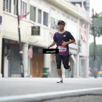 Runner Photo 5868011