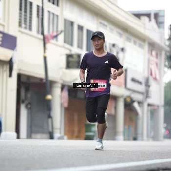 Runner Photo 5868013