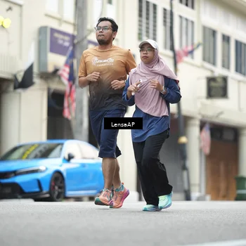 Runner Photo 5868023