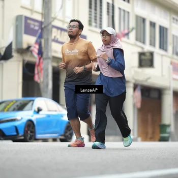 Runner Photo 5868025