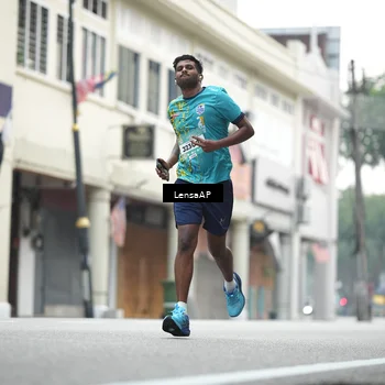 Runner Photo 5868031