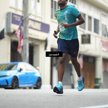 Runner Photo 5868034
