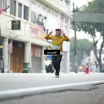 Runner Photo 5868035