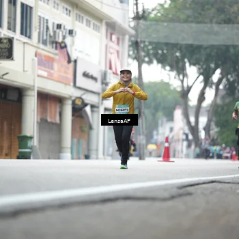 Runner Photo 5868037