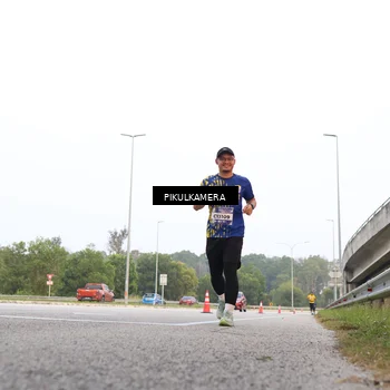 Runner Photo 5868943