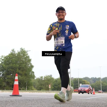 Runner Photo 5869219