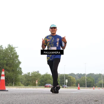 Runner Photo 5869434