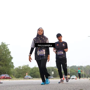 Runner Photo 5869592