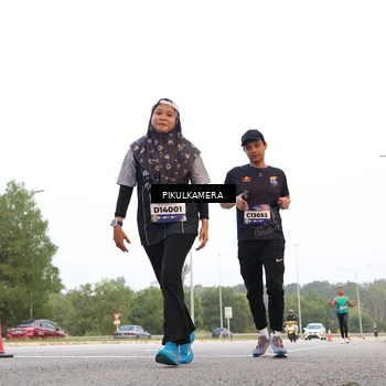 Runner Photo 5869599