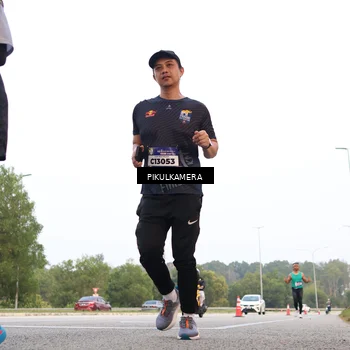 Runner Photo 5869613