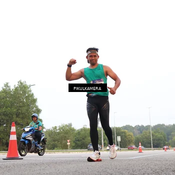 Runner Photo 5869687