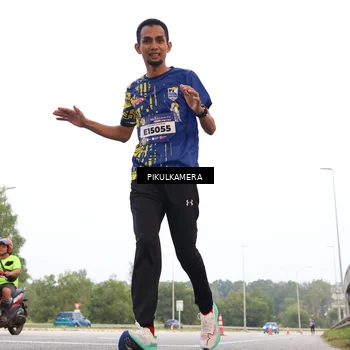 Runner Photo 5869921