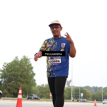 Runner Photo 5870015