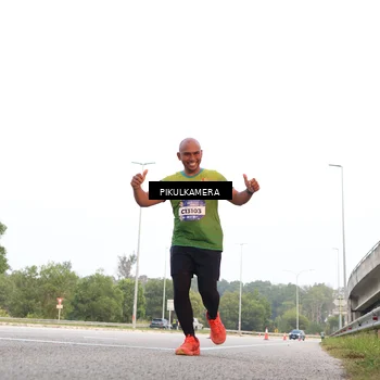Runner Photo 5870106
