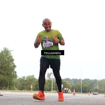 Runner Photo 5870331