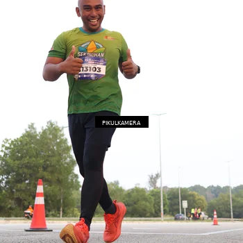 Runner Photo 5870345