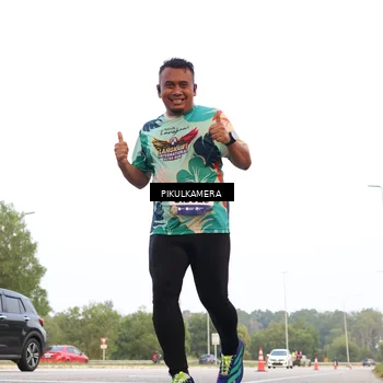 Runner Photo 5870649