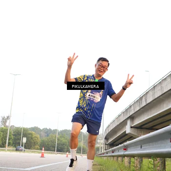 Runner Photo 5871009