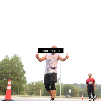 Runner Photo 5871425