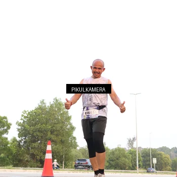 Runner Photo 5871472