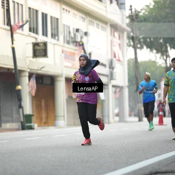 Runner Photo 5872516