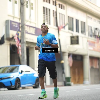 Runner Photo 5872529