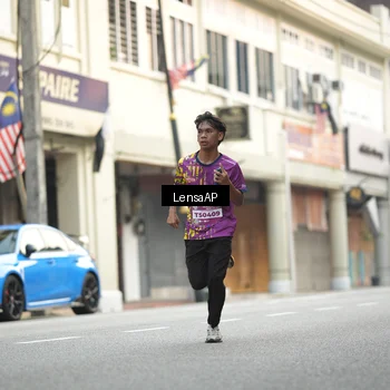 Runner Photo 5872575