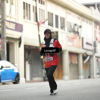 Runner Photo 5872630