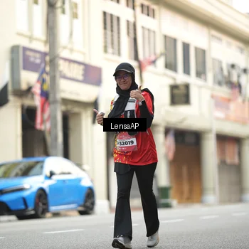 Runner Photo 5872635