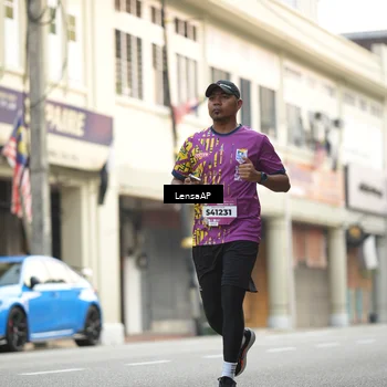 Runner Photo 5872645