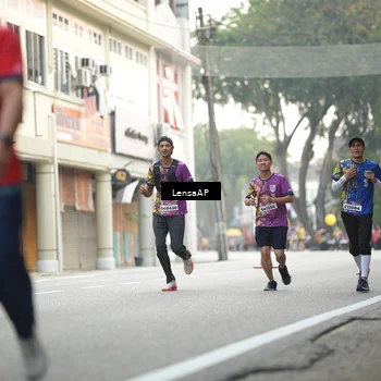 Runner Photo 5872664
