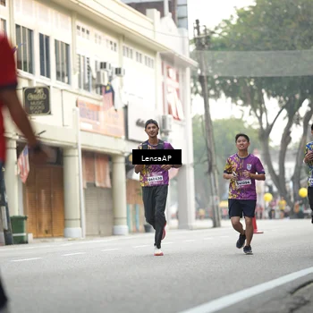 Runner Photo 5872665