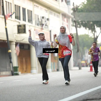 Runner Photo 5872723
