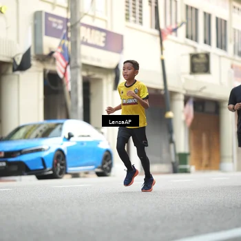 Runner Photo 5872888