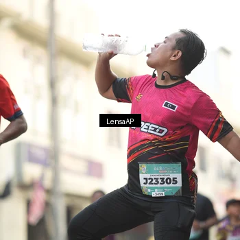 Runner Photo 5872935