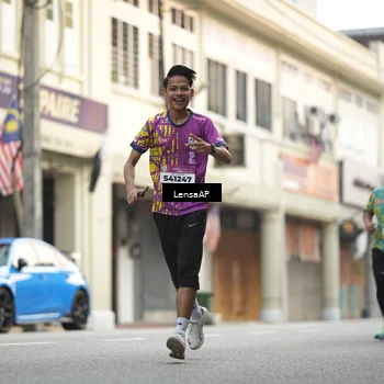 Runner Photo 5872947