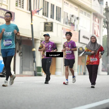 Runner Photo 5873019