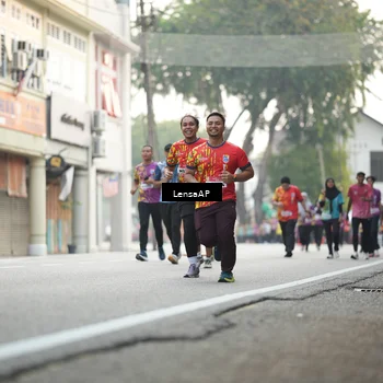 Runner Photo 5873025