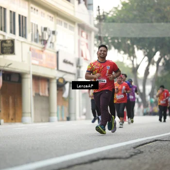 Runner Photo 5873029